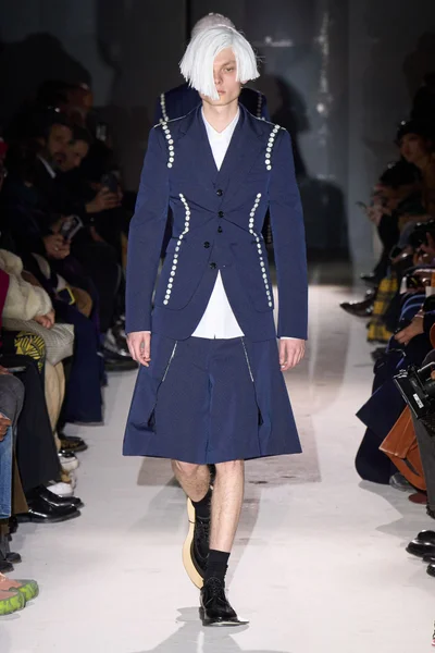 Look 26